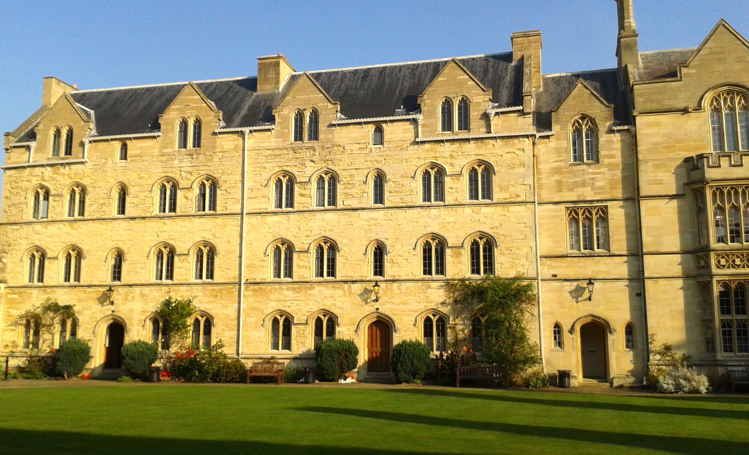 Pembroke College, Oxford University